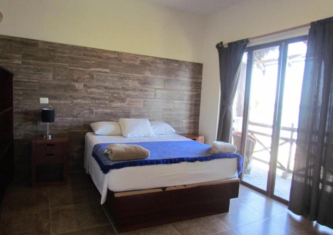Porto Coral Hotel & Suites Махахуал Екстериор снимка