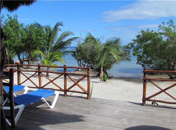 Porto Coral Hotel & Suites Махахуал Екстериор снимка