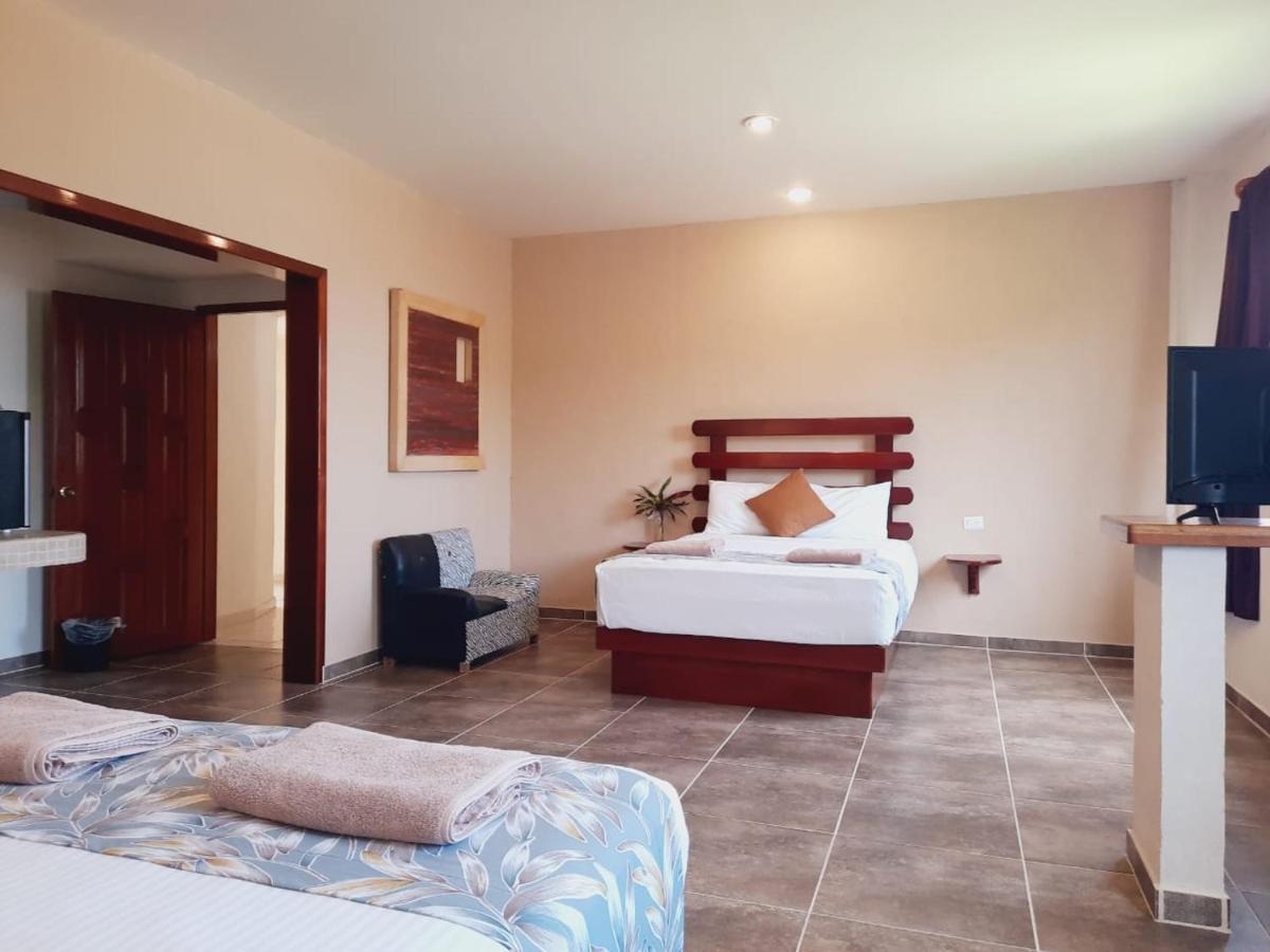 Porto Coral Hotel & Suites Махахуал Екстериор снимка