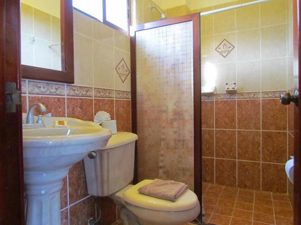 Porto Coral Hotel & Suites Махахуал Екстериор снимка