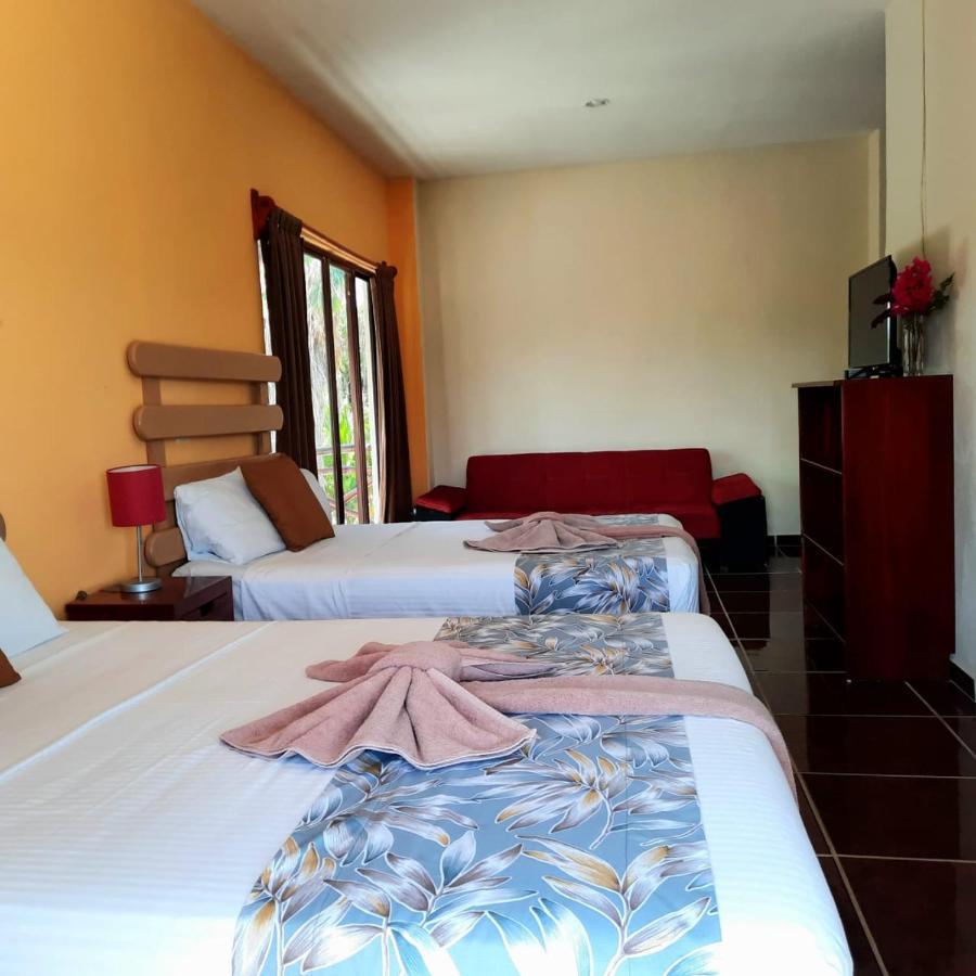 Porto Coral Hotel & Suites Махахуал Екстериор снимка